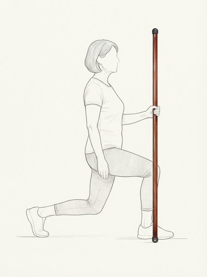 Supported lunge with the pole held upright alongside